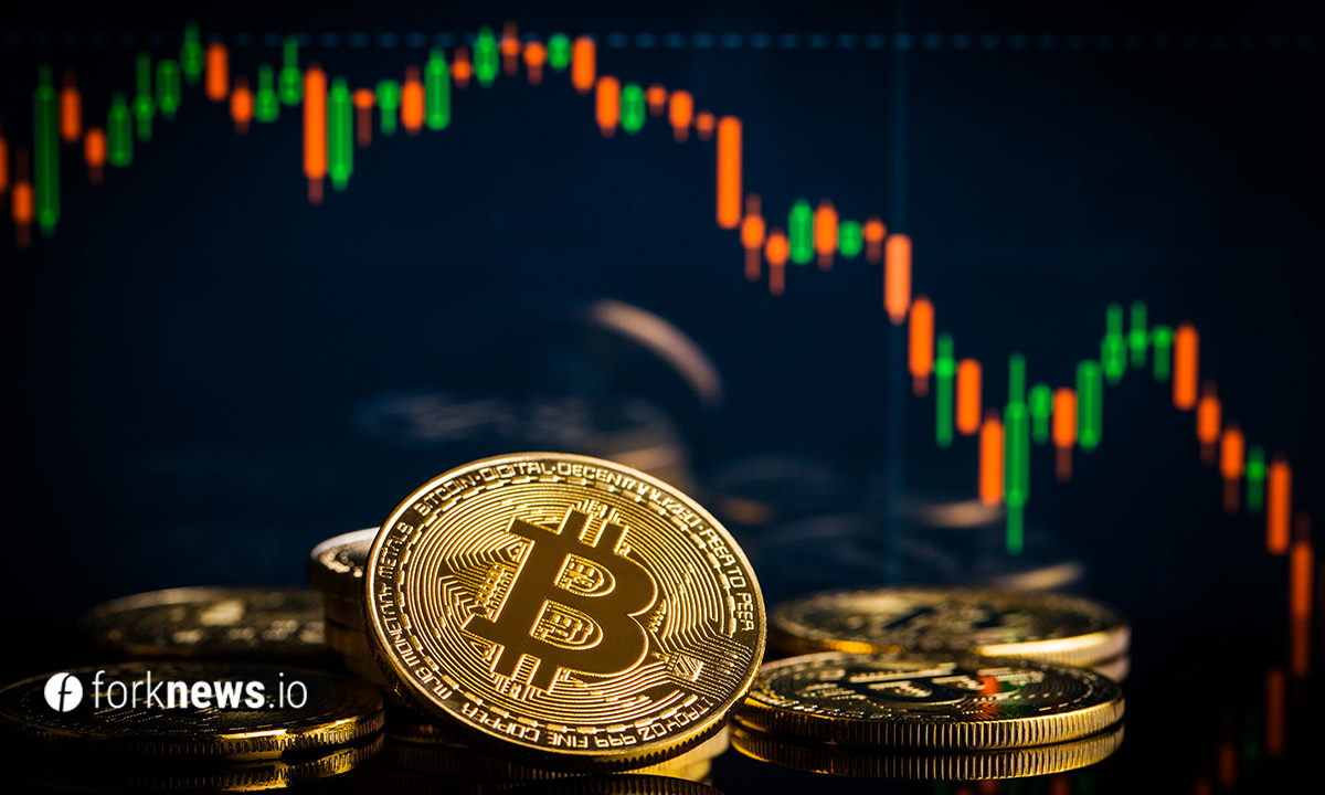 Биткоин упал ниже $56,000